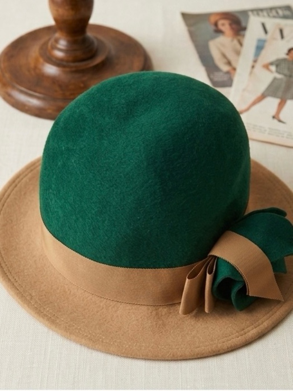 Vtg Adolfo II I. Green & Tan Wool Felt Cloche Bow Church High Tea Hat Sz S